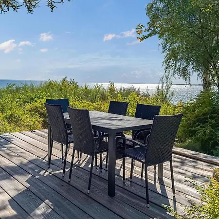 Vakantiehuis 2 Bedroom Gorgeous In *