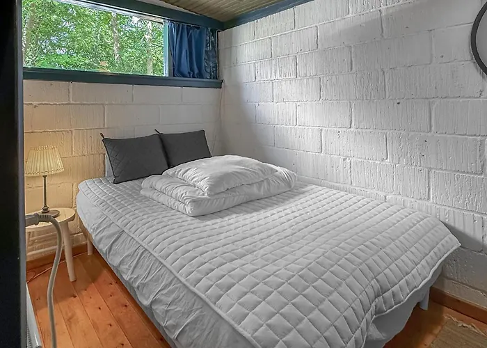 2 Bedroom Gorgeous In