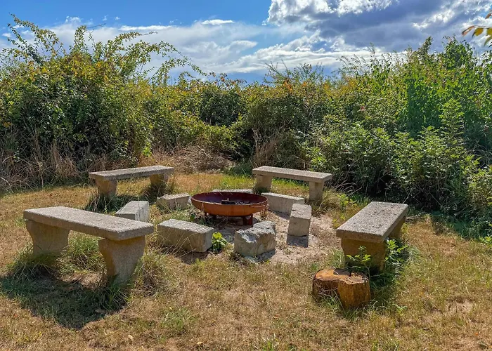 2 Bedroom Gorgeous In